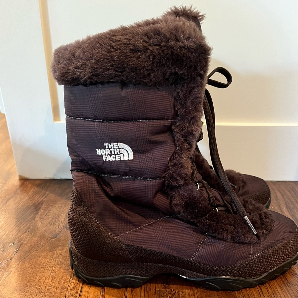 Down and faux fur boots, mid calf height